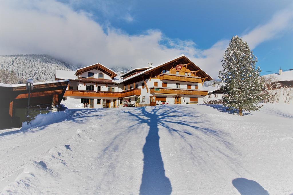 Ivos Sonnenpension Leutasch Exterior foto